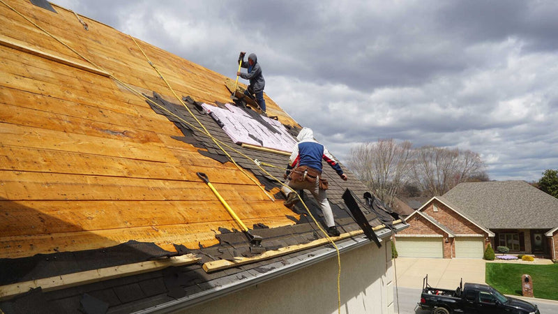How to Tell If Your Roof Needs Repair or Replacement
